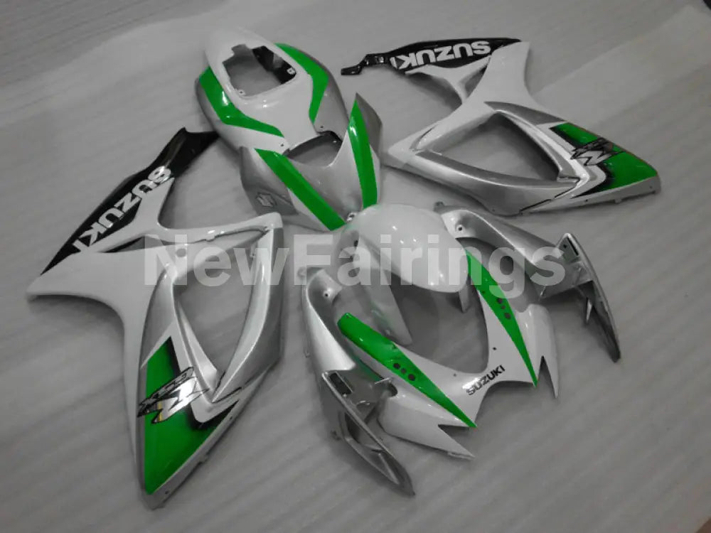 Green and White Silver Factory Style - GSX-R750 06-07 Fairing Kit