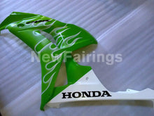 Cargar imagen en el visor de la galería, Green and White Flame - CBR1000RR 06-07 Fairing Kit