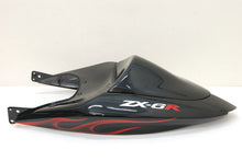 Cargar imagen en el visor de la galería, Black and Red Flame - NINJA ZX-6R 05-06 Fairing Kit