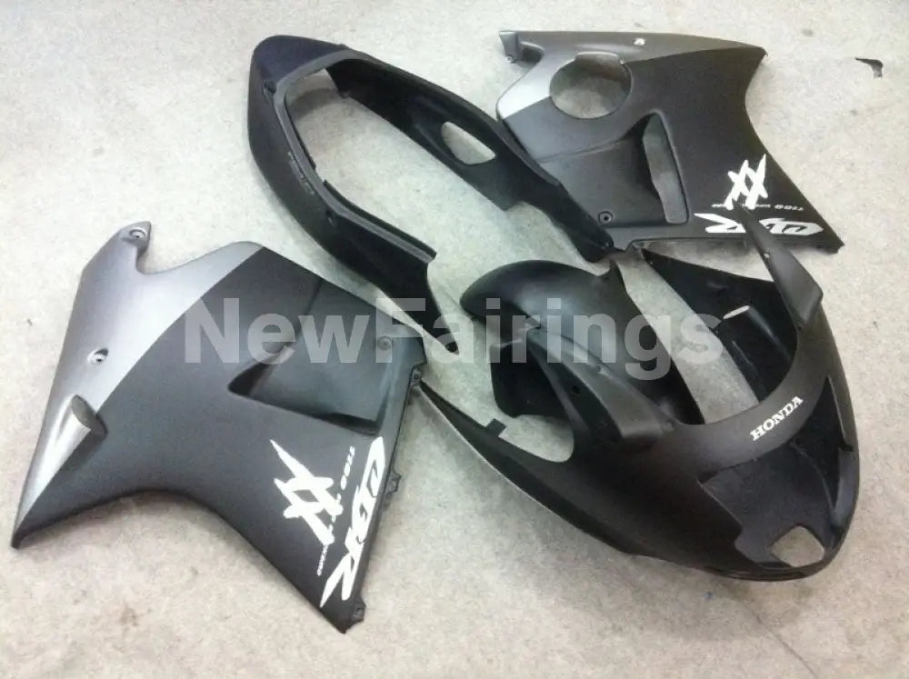 Matte Black and Silver Factory Style - CBR 1100 XX 96-07 Fairing Kit