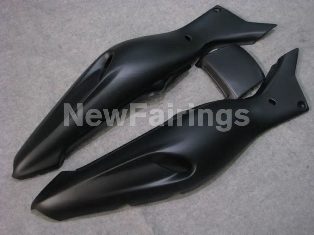 Matte Black No decals - YZF1000R Thunderace 96-05 Fairing Kit