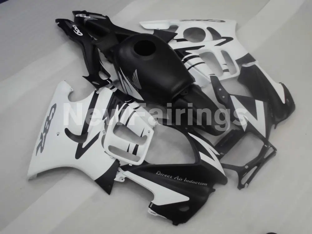 Matte Black and White Factory Style - CBR600 F3 97-98 Fairing Kit