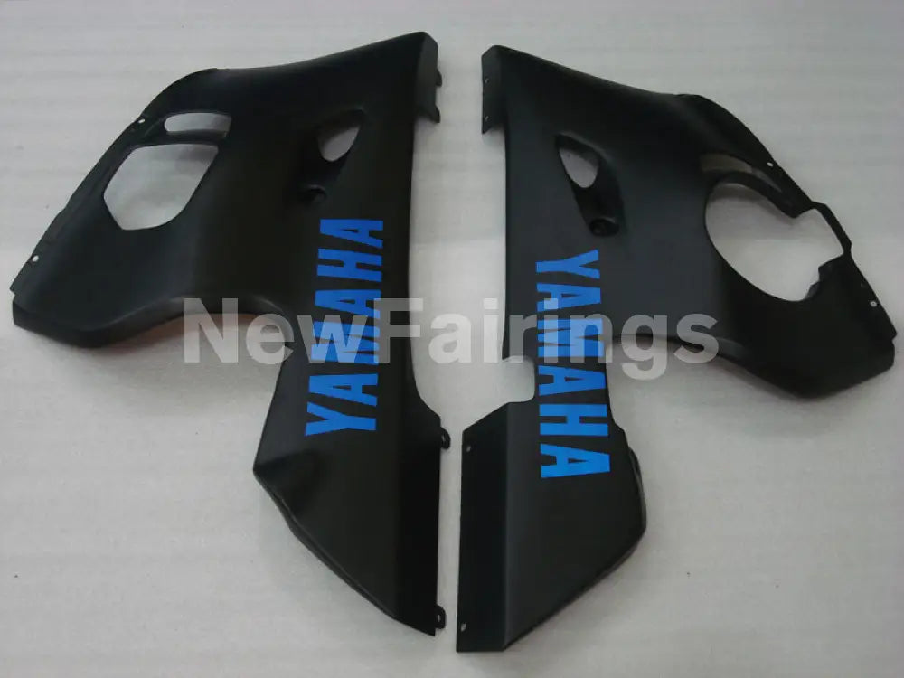 Matte Black with Blue Decals Factory Style - YZF-R6 98-02 Fairing Kit