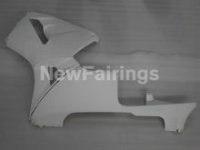Cargar imagen en el visor de la galería, Matte White No decals - CBR600RR 03-04 Fairing Kit