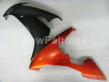 Cargar imagen en el visor de la galería, Orange and Black No decals - YZF-R1 04-06 Fairing Kit
