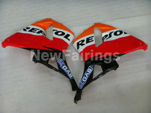 Cargar imagen en el visor de la galería, Orange and Black Repsol - CBR600RR 03-04 Fairing Kit