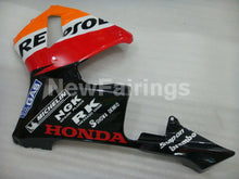 Cargar imagen en el visor de la galería, Orange Red and Black Repsol - CBR600RR 05-06 Fairing Kit