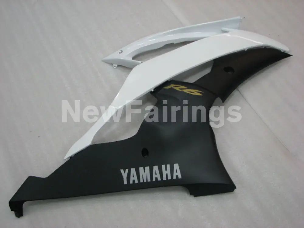 Pearl White and Matte Black Factory Style - YZF-R6 08-16 Fairing Kit