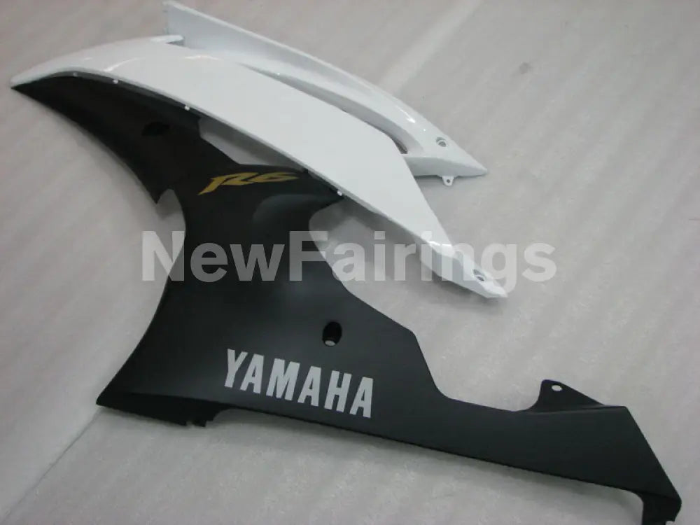 Pearl White and Matte Black Factory Style - YZF-R6 08-16 Fairing Kit
