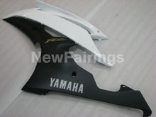 Cargar imagen en el visor de la galería, Pearl White and Matte Black Factory Style - YZF-R6 08-16 Fairing Kit
