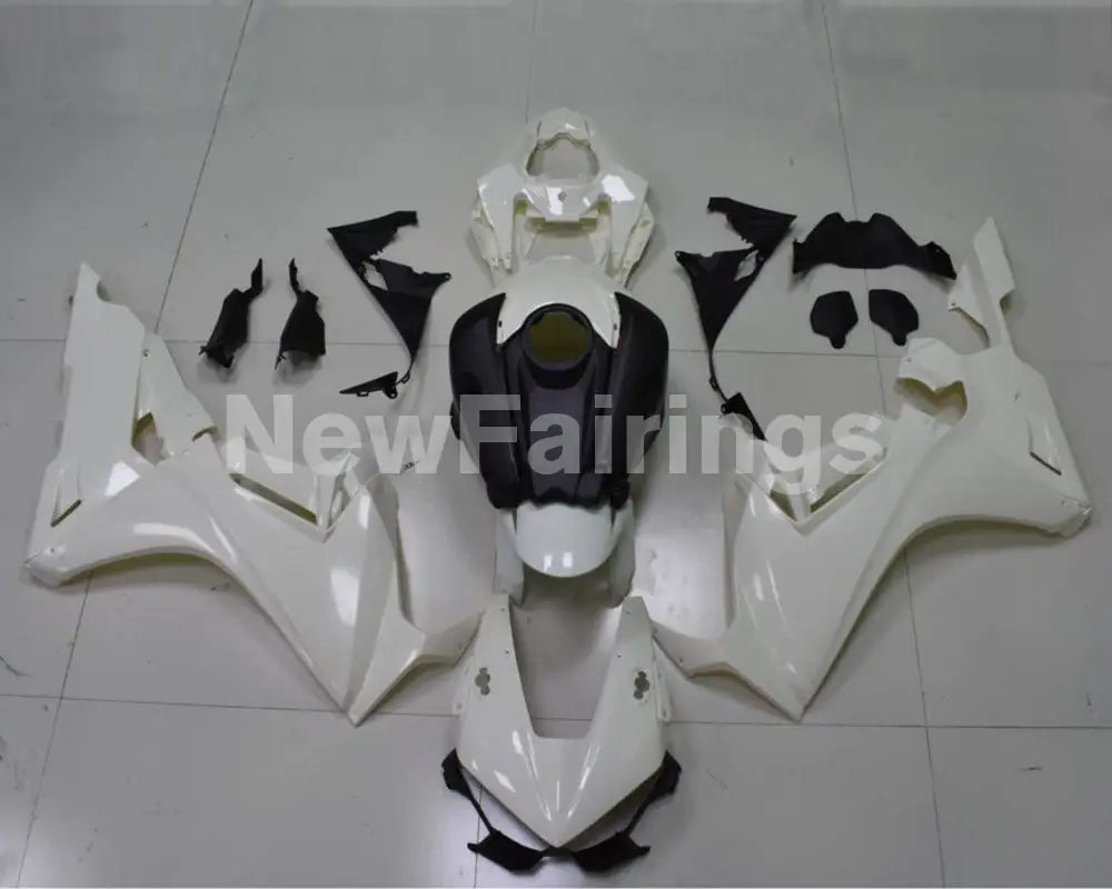 Pearl White and Black No decals - CBR1000RR 17-19 Fairing Kit