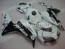 Cargar imagen en el visor de la galería, Pearl White and Black Jordan - CBR1000RR 06-07 Fairing Kit