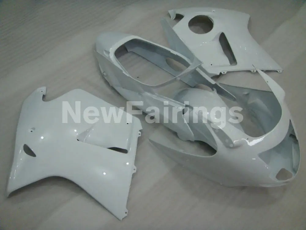 Pearl White No decals - CBR 1100 XX 96-07 Fairing Kit