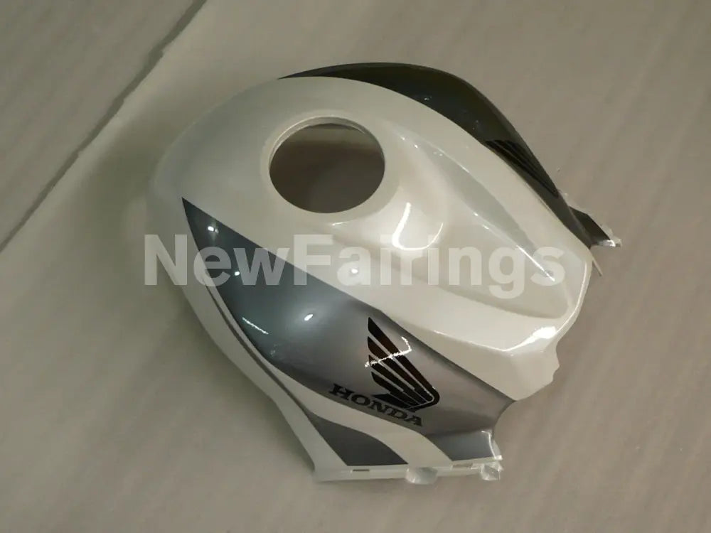 Pearl White and Silver Black Factory Style - CBR600RR 07-08 Fairing Kit
