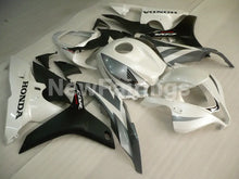 Cargar imagen en el visor de la galería, Pearl White and Silver Black Factory Style - CBR600RR 07-08 Fairing Kit