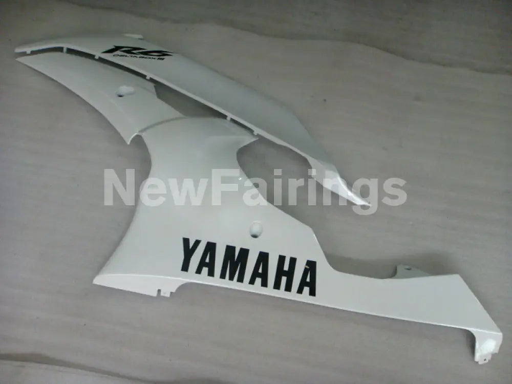 Pearl White with Black Stickers Factory Style - YZF-R6 08-16 Fairing Kit