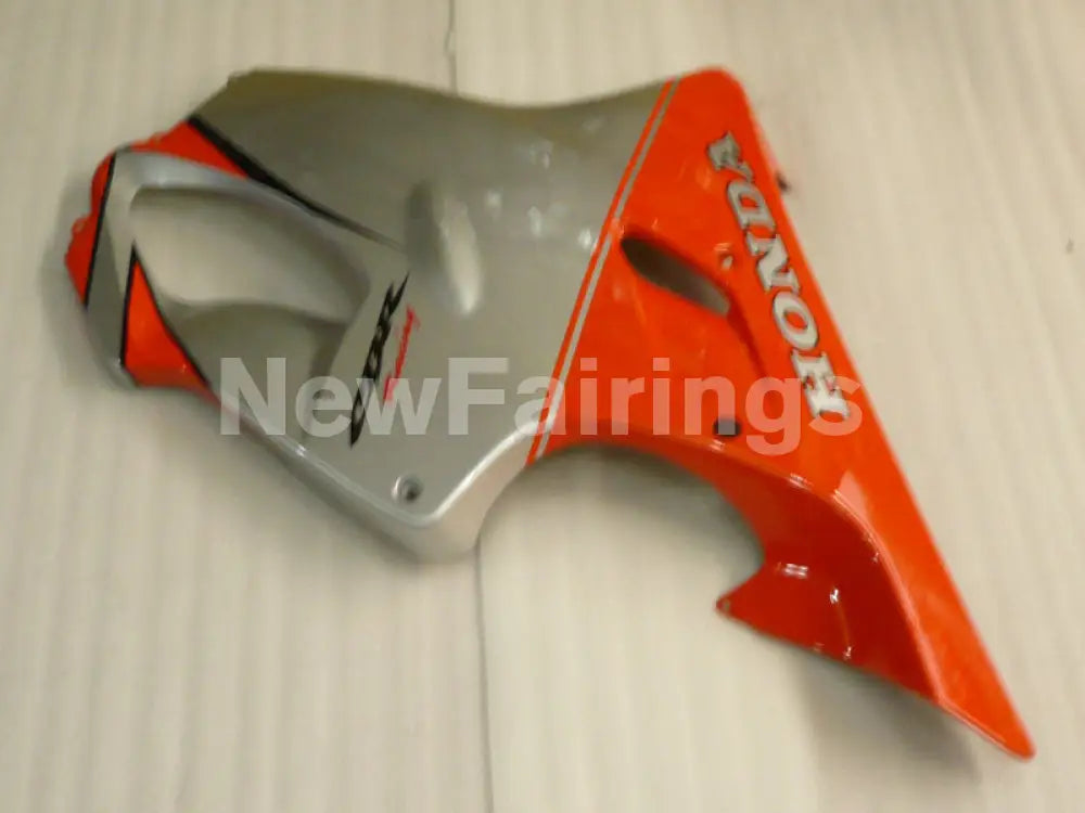 Red and Silver Black Factory Style - CBR600 F4i 01-03 Fairing Kit