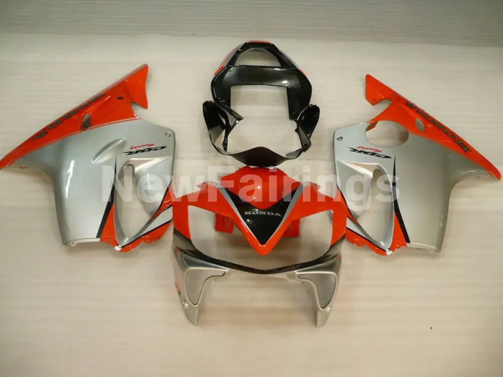 Red and Silver Black Factory Style - CBR600 F4i 01-03 Fairing Kit