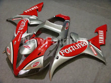 Cargar imagen en el visor de la galería, Red and Silver Fortuna - YZF-R1 02-03 Fairing Kit