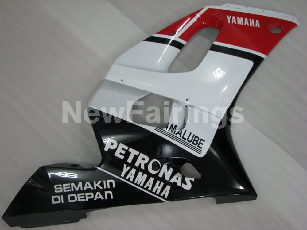 Red and White Black PETRONAS - YZF-R6 98-02 Fairing Kit