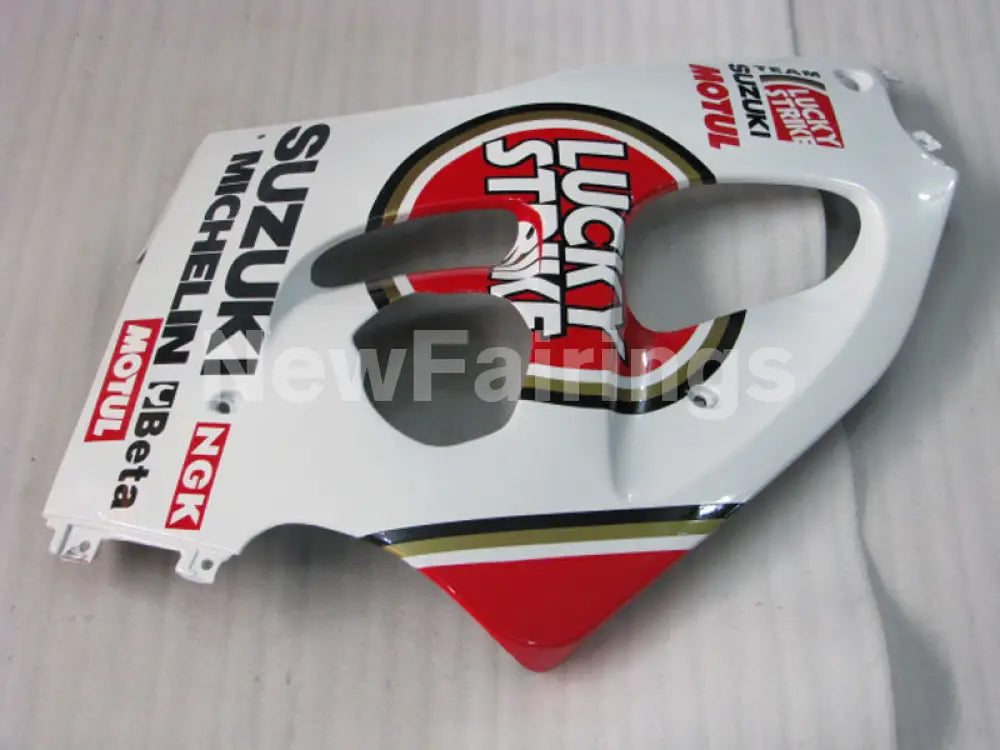 Red and White Lucky Strike - GSX-R600 96-00 Fairing Kit