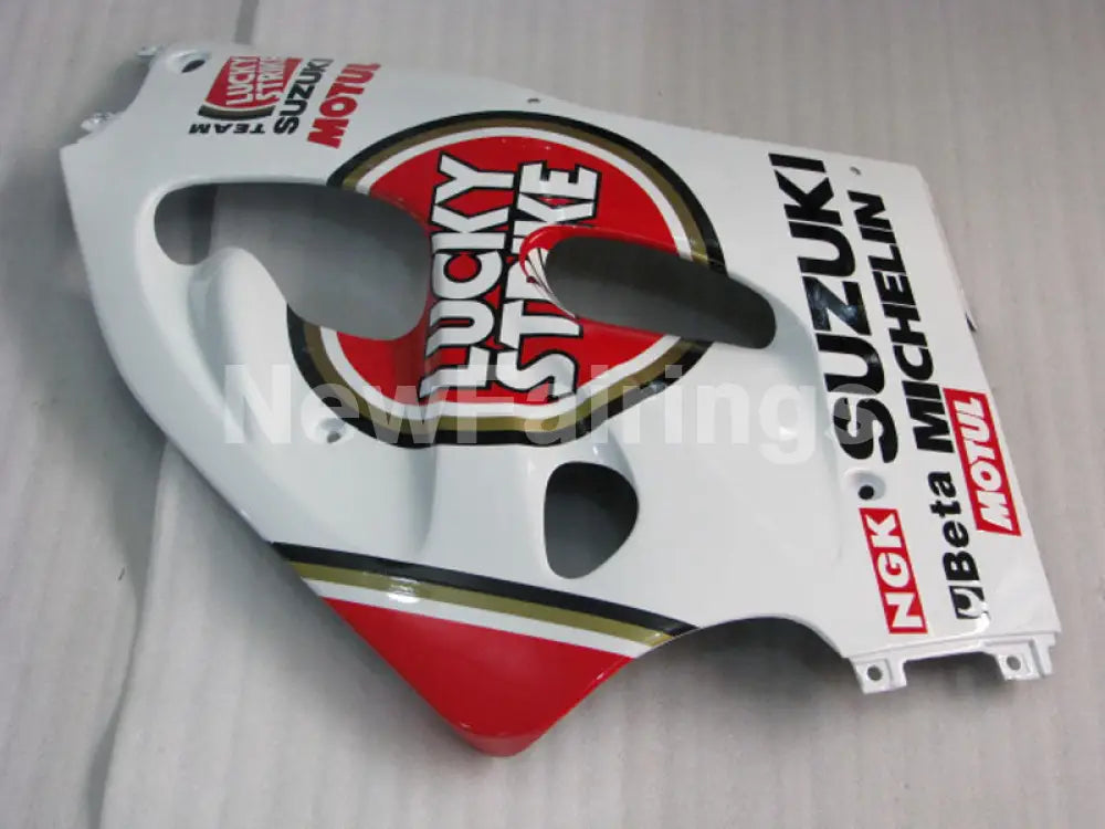 Red and White Lucky Strike - GSX-R600 96-00 Fairing Kit