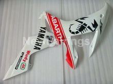 Cargar imagen en el visor de la galería, Red and White Scorpion - YZF-R1 02-03 Fairing Kit
