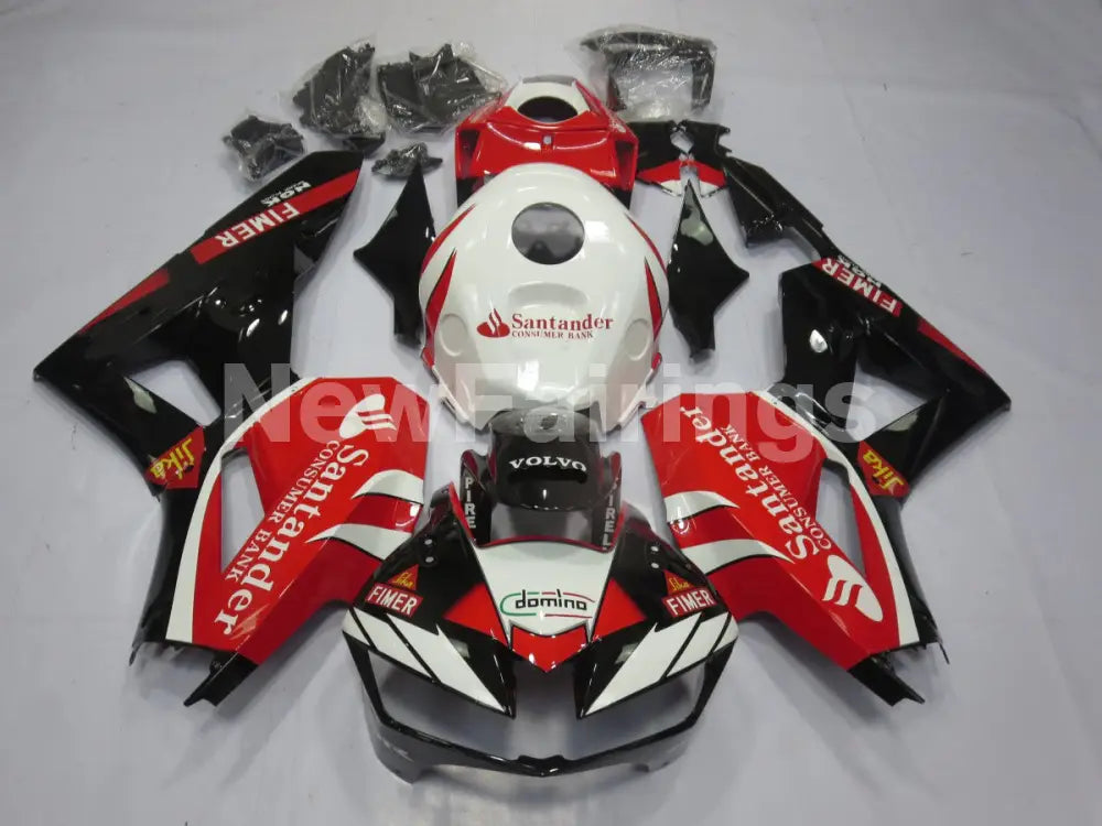 Red and Black Santander - CBR600RR 13-23 Fairing Kit