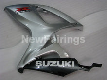 Cargar imagen en el visor de la galería, Silver and Black Factory Style - GSX-R600 06-07 Fairing Kit