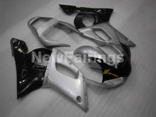 Cargar imagen en el visor de la galería, Silver and Black Factory Style - YZF-R6 98-02 Fairing Kit