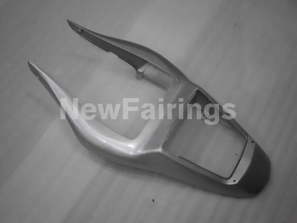 Silver and Black Factory Style - YZF-R6 98-02 Fairing Kit