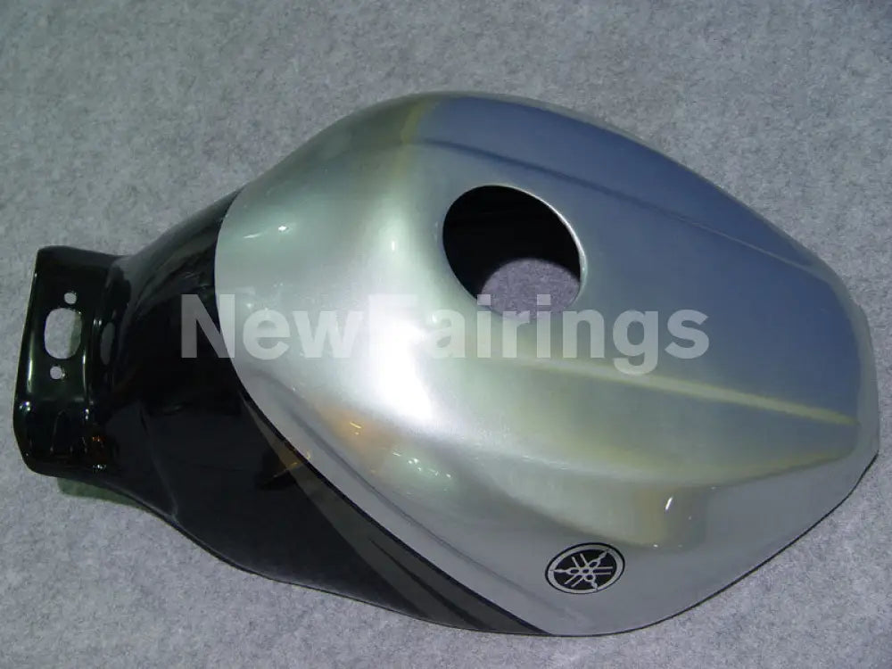 Silver and Black Factory Style - YZF600R Thundercat 96-07 Fairing Kit