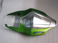 Cargar imagen en el visor de la galería, Silver and Green Black Factory Style - GSX-R1000 07-08 Fairing Kit