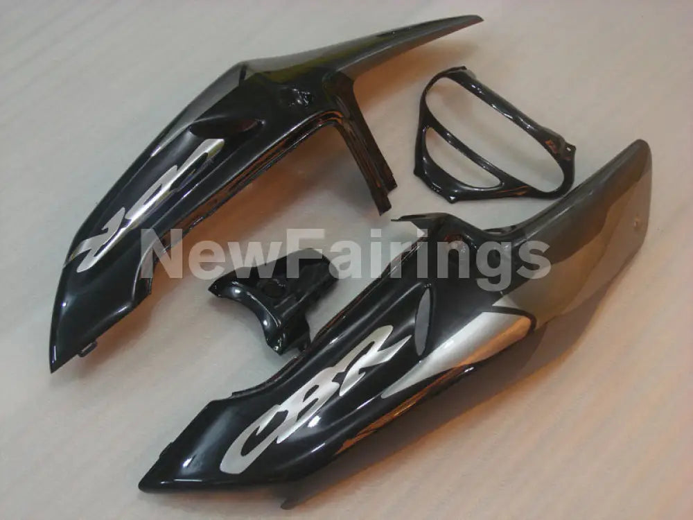Silver and Grey Black Factory Style - CBR 919 RR 98-99 Fairing Kit