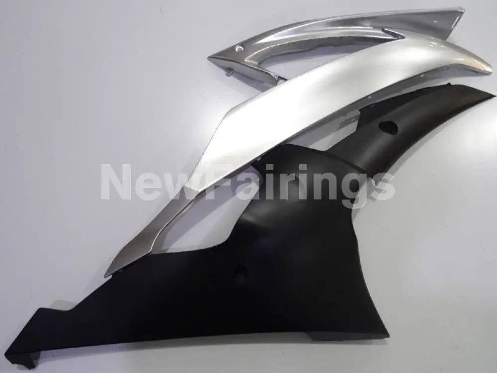 Silver and Matte Black No decals - YZF-R6 08-16 Fairing Kit