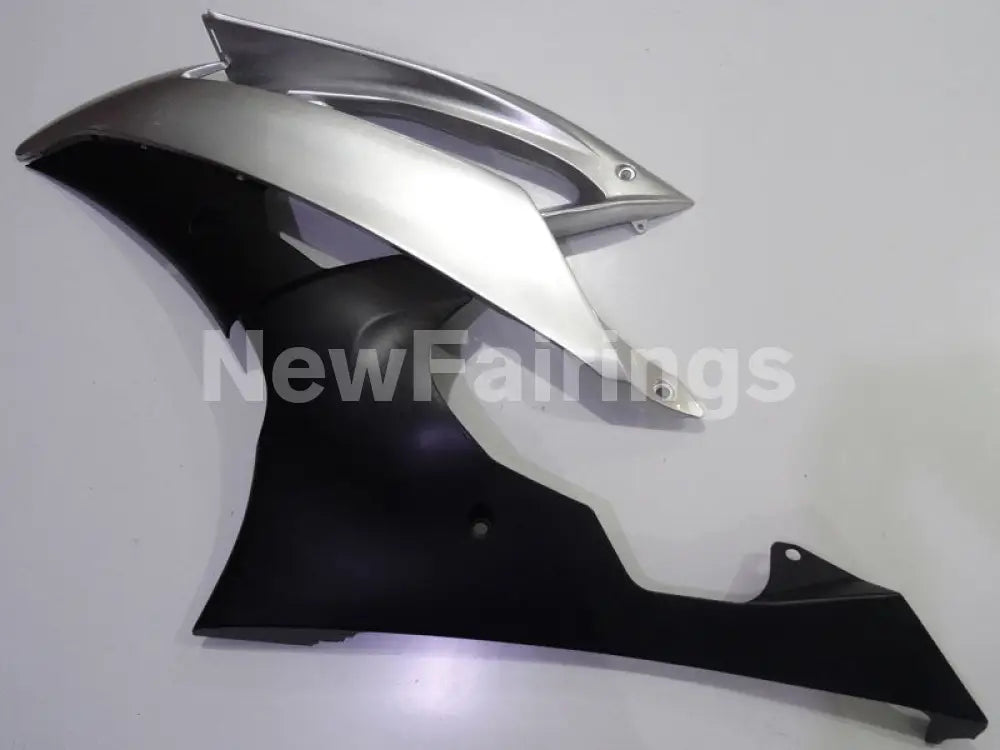 Silver and Matte Black No decals - YZF-R6 08-16 Fairing Kit