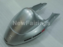 Cargar imagen en el visor de la galería, Silver and White Factory Style - GSX1300R Hayabusa 99-07 Fairing Kit