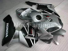 Cargar imagen en el visor de la galería, Silver Black Factory Style - CBR600RR 05-06 Fairing Kit