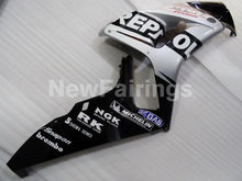 Cargar imagen en el visor de la galería, Silver and Black Repsol - CBR1000RR 06-07 Fairing Kit