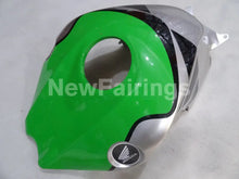 Cargar imagen en el visor de la galería, Silver and Green DRIVE - CBR1000RR 08-11 Fairing Kit