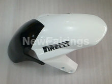 Cargar imagen en el visor de la galería, White and Black Corona - GSX-R1000 03-04 Fairing Kit