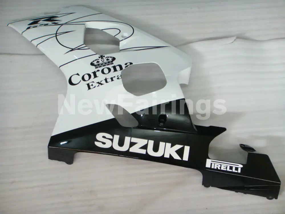 White and Black Corona - GSX-R600 04-05 Fairing Kit