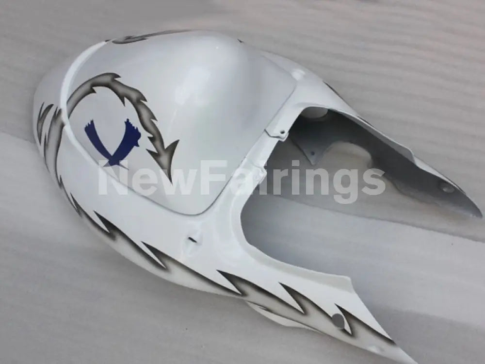 White and Black Dragon - GSX1300R Hayabusa 99-07 Fairing Kit