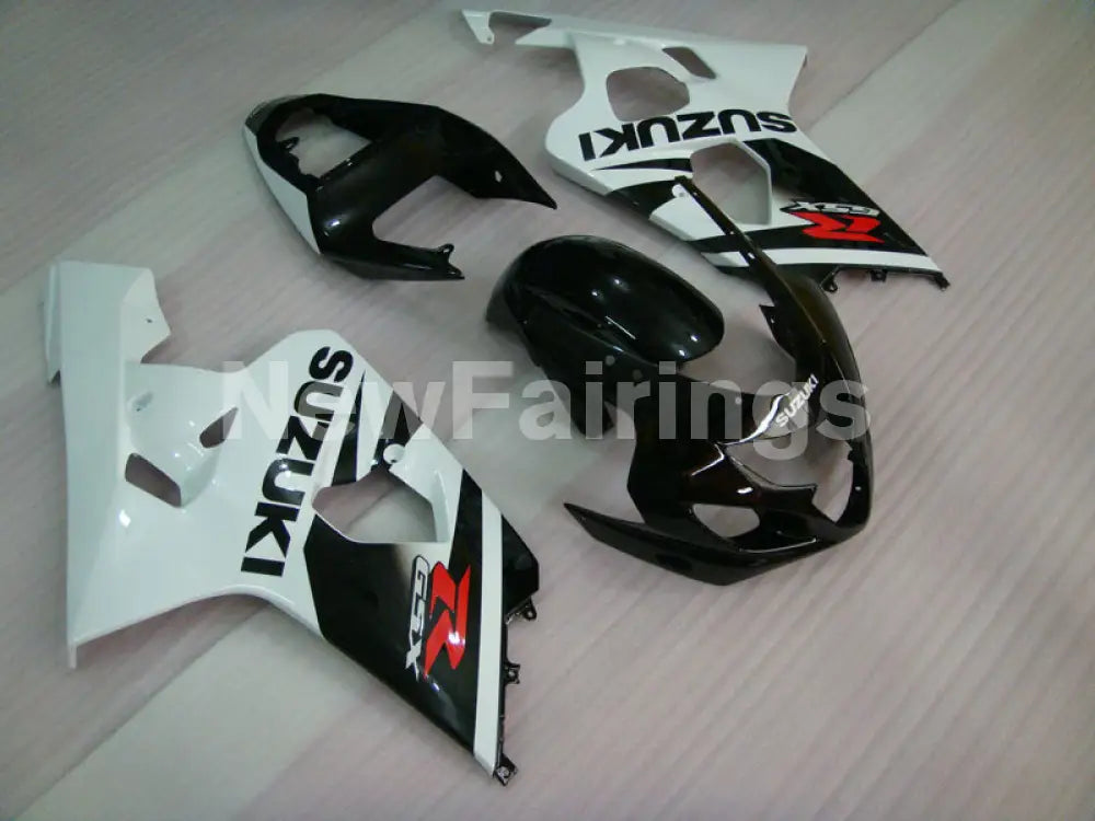 White and Black Factory Style - GSX-R600 04-05 Fairing Kit