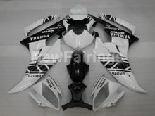 Cargar imagen en el visor de la galería, White and Black Factory Style - YZF-R6 06-07 Fairing Kit
