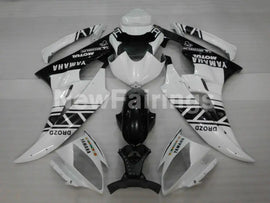 White and Black Factory Style - YZF-R6 06-07 Fairing Kit