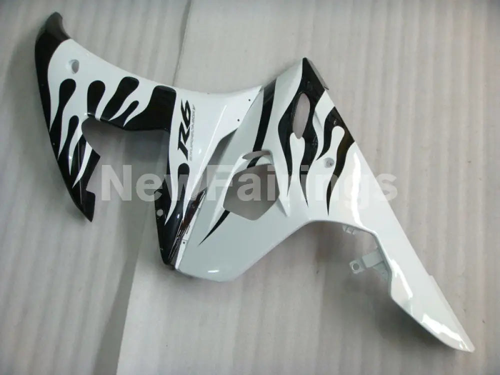 White and Black Flame - YZF-R6 03-04 Fairing Kit