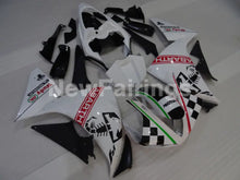 Cargar imagen en el visor de la galería, White and Black Scorpion - YZF-R1 12-14 Fairing Kit
