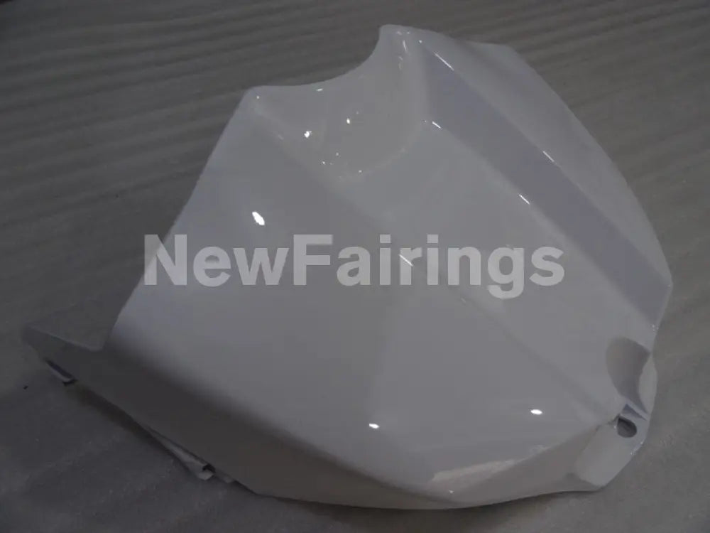 White and Black Scorpion - YZF-R1 12-14 Fairing Kit