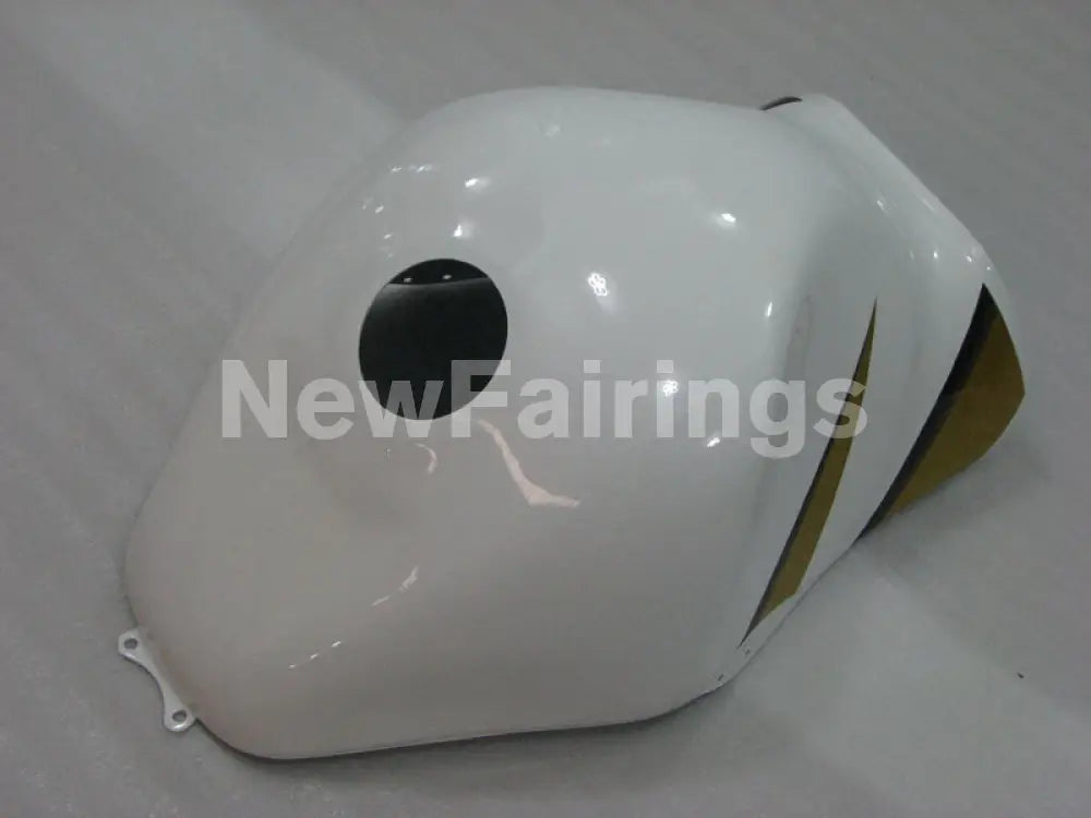 White and Golden Factory Style - GSX1300R Hayabusa 99-07 Fairing Kit